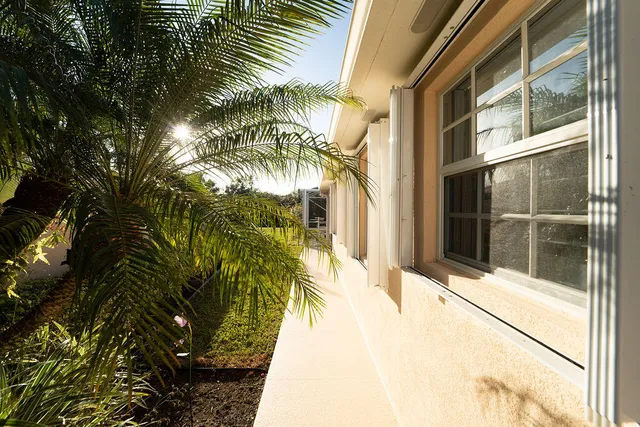 $569,000 | 8544 Southeast Retreat Drive, Hobe Sound, FL 33455