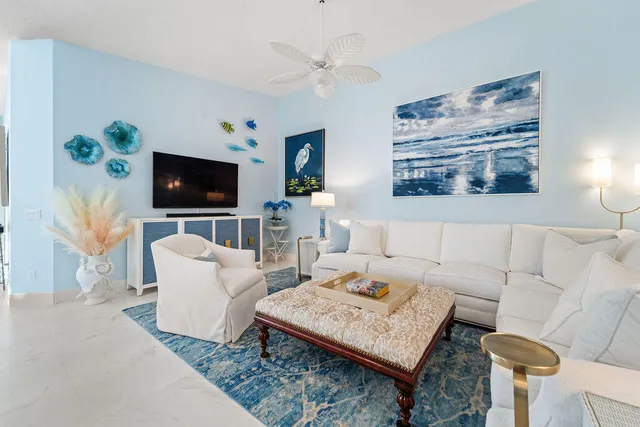 $569,000 | 8544 Southeast Retreat Drive, Hobe Sound, FL 33455