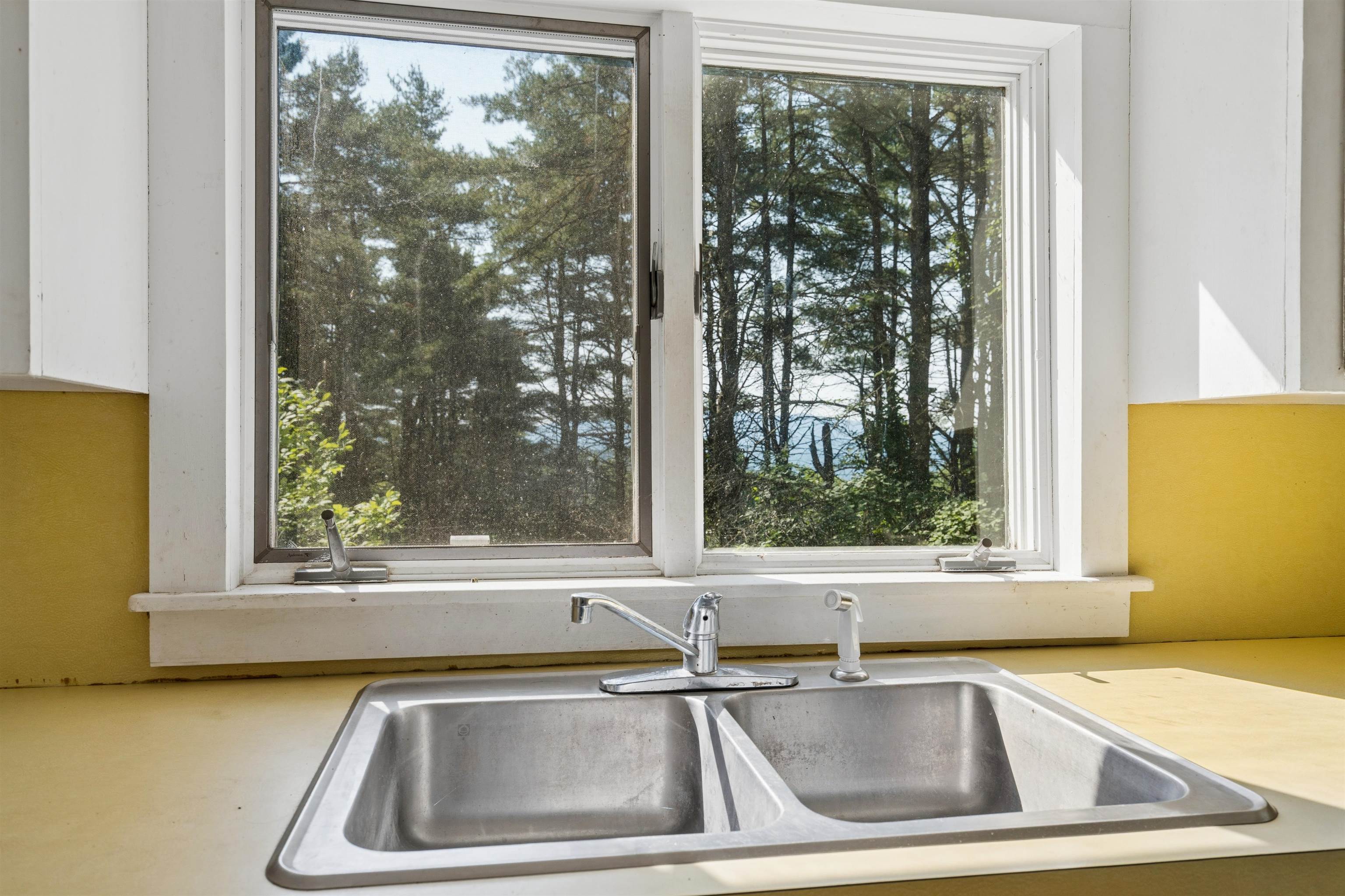 399 Academy Road Thetford, VT 05075 - Photo 14 of 22