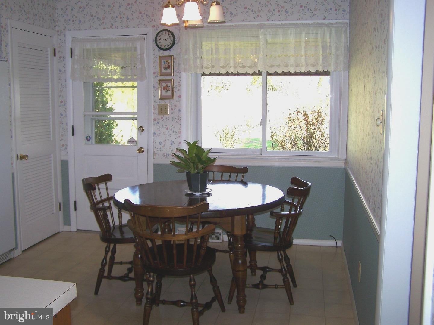 2504 Reedy Road Reading, PA 19609 - Photo 14 of 23 Kitchen
