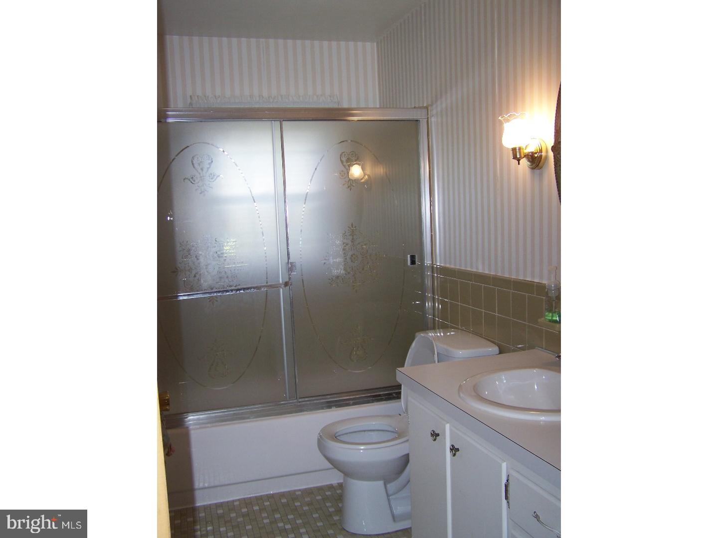 2504 Reedy Road Reading, PA 19609 - Photo 20 of 23 Bathroom