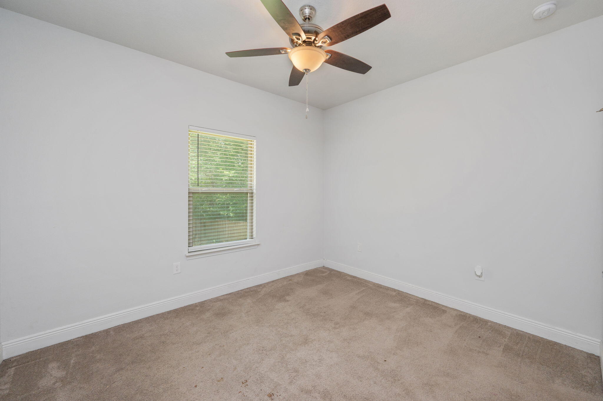 5737 Marigold Loop Crestview, FL 32539 - Photo 25 of 37 Additional Bedroom
