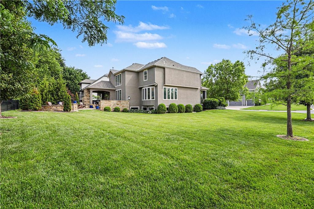 9641 Inspiration Street Lenexa, KS 66227 - Photo 5 of 16