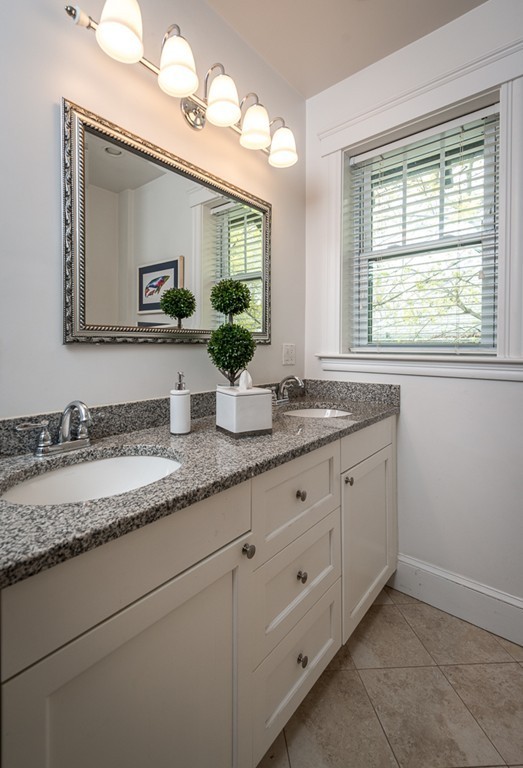 105 Salisbury Road Brookline, MA 02445 - Photo 20 of 28