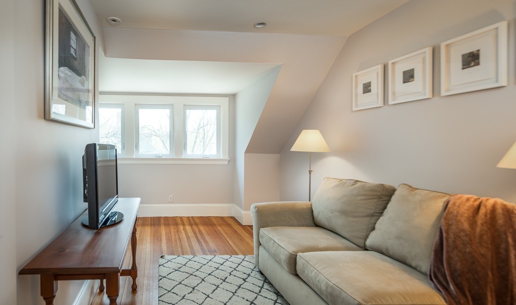 105 Salisbury Road Brookline, MA 02445 - Photo 23 of 28