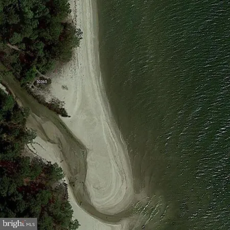 $250,000 | 15399 Holly Drive, Scotland, MD 20687