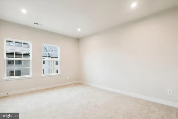 $3,200 | 14076 Sunrise Valley Drive, Herndon, VA 20171