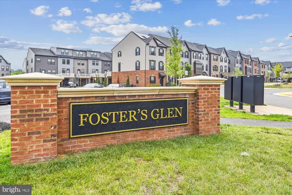 $3,200 | 14076 Sunrise Valley Drive, Herndon, VA 20171