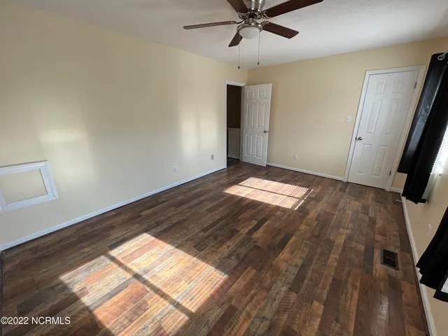 $1,100 | 165 Brown Boulevard, Unit Q, Havelock, NC 28532