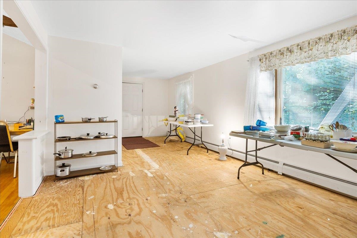 190 Noyes Street Bethlehem, NH 03574 - Photo 16 of 35