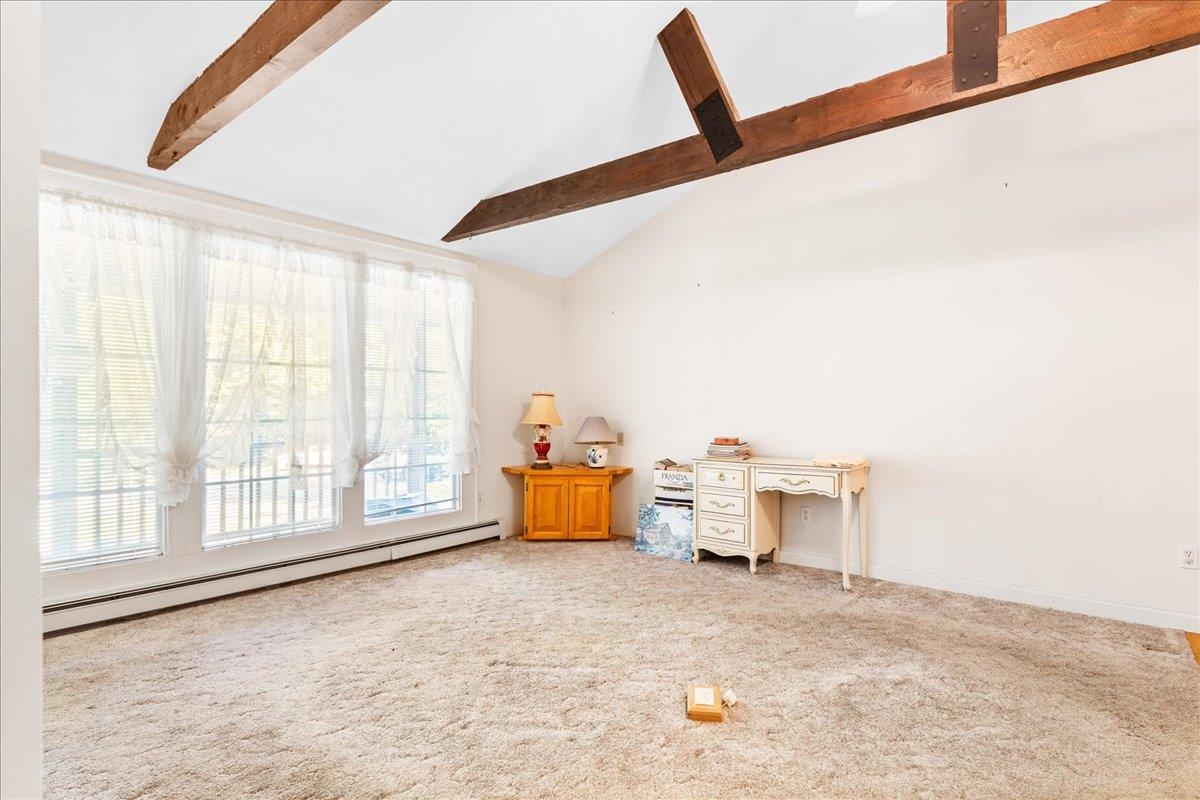 190 Noyes Street Bethlehem, NH 03574 - Photo 9 of 35