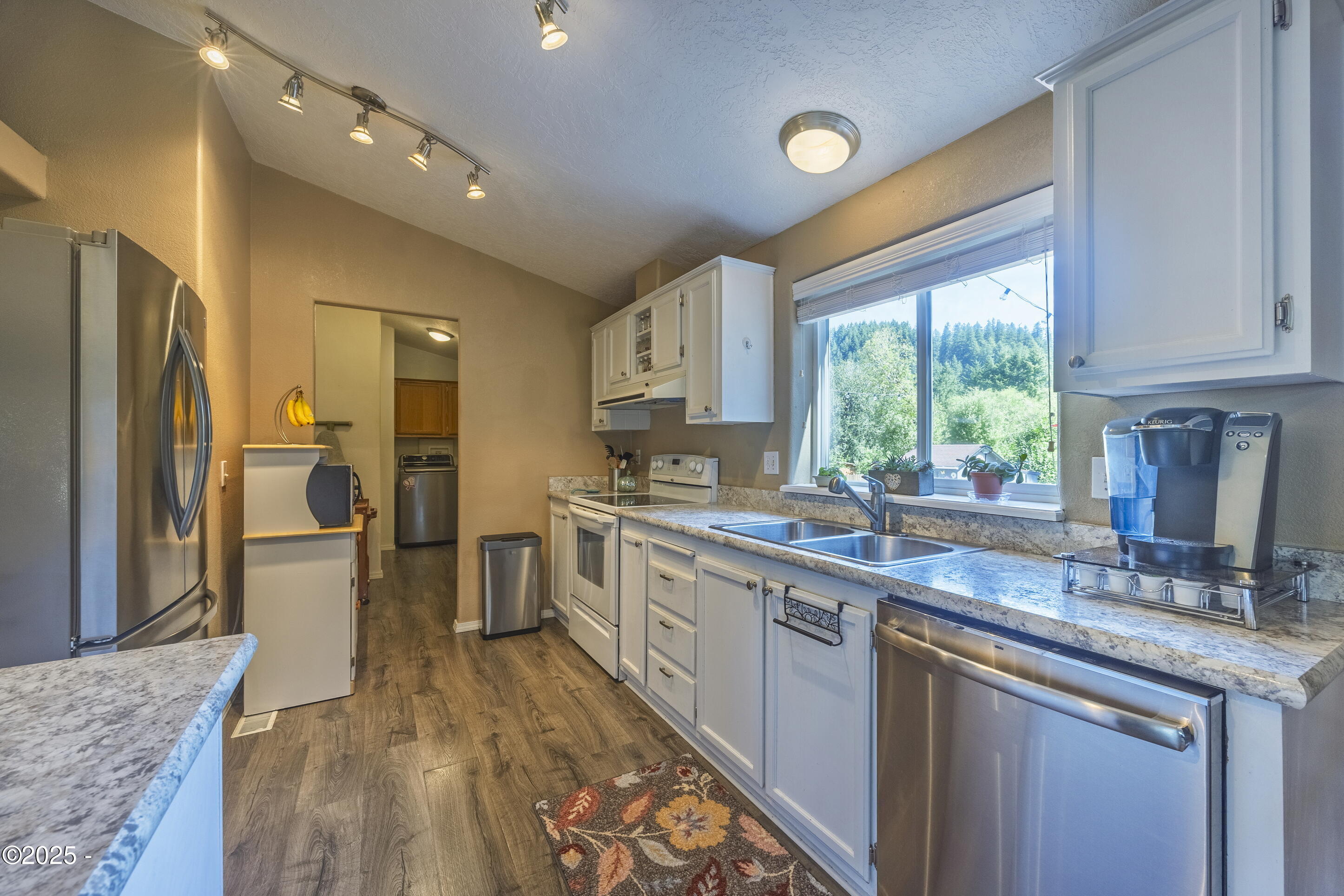 7376 Logsden Road Siletz, OR 97380 - Photo 10 of 56 Kitchen Detail
