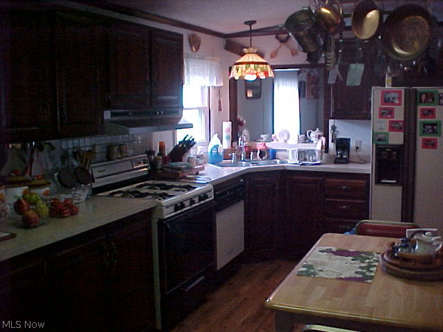 Large country Kitchen.  Eat-in kitchen.
