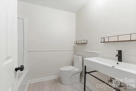 $399,900 | 5810 Red Carriage Lane, Charlotte, NC 28212