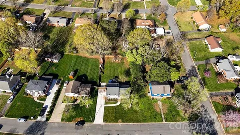 $399,900 | 5810 Red Carriage Lane, Charlotte, NC 28212