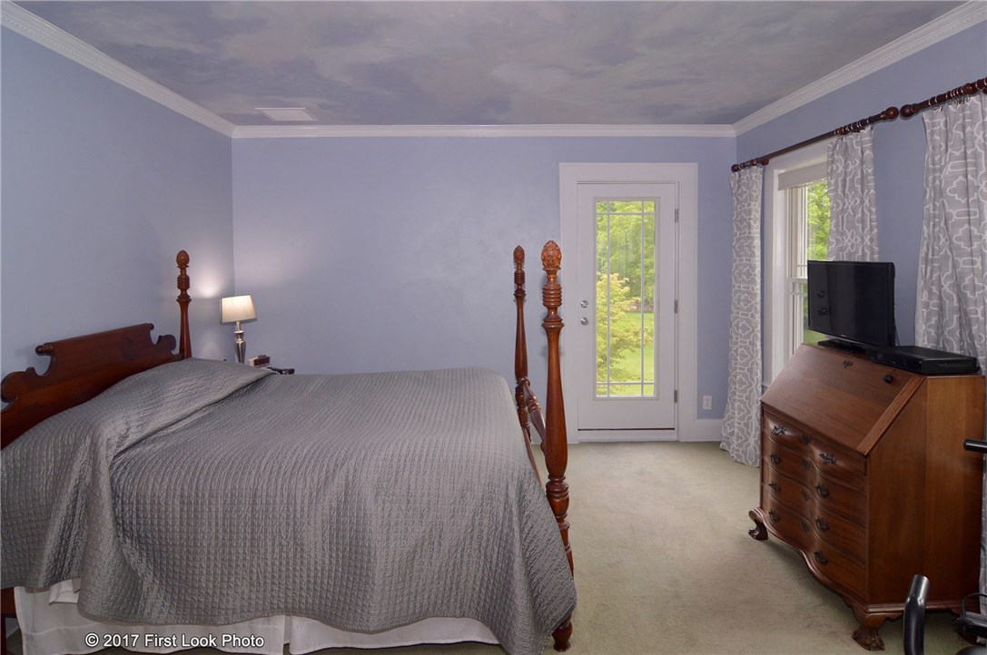 1345 Seven Mile Road Cranston, RI 02831 - Photo 19 of 35