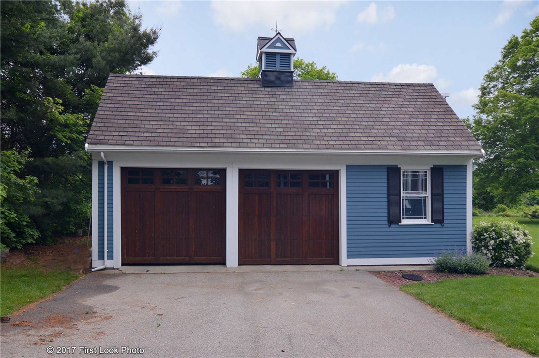 1345 Seven Mile Road Cranston, RI 02831 - Photo 31 of 35
