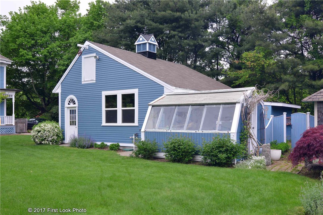 1345 Seven Mile Road Cranston, RI 02831 - Photo 32 of 35