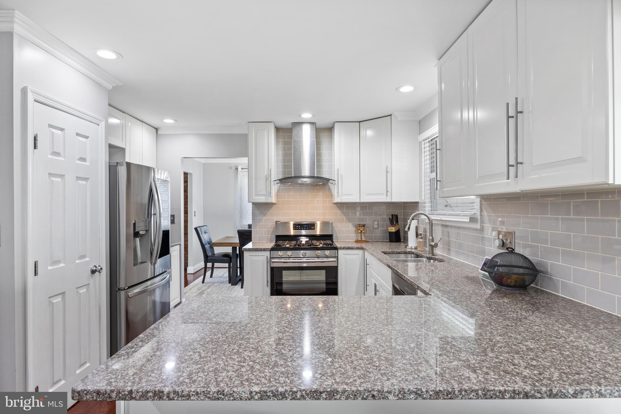 9204 Sandra Park Road Perry Hall, MD 21128 - Photo 7 of 26