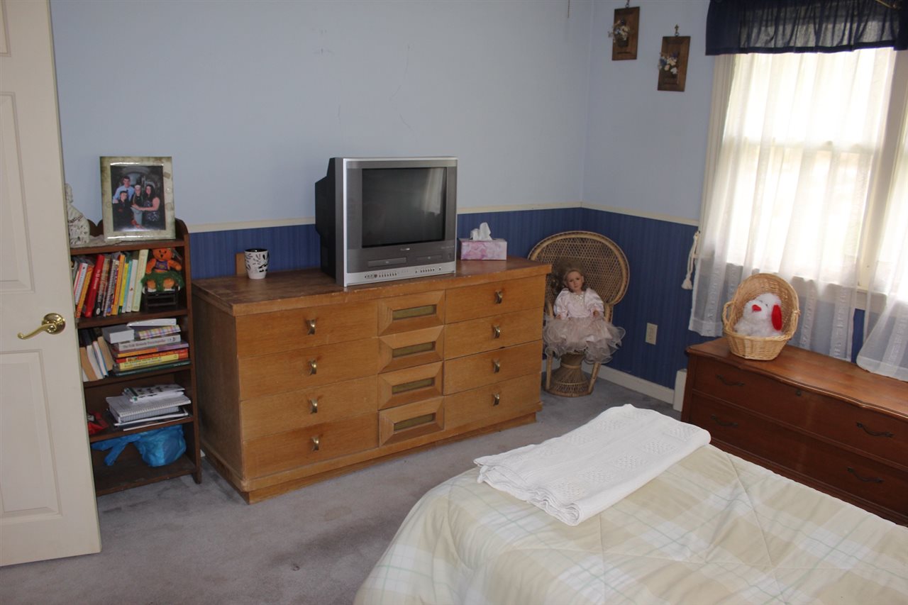30 Perkins Road Londonderry, NH 03053 - Photo 12 of 29