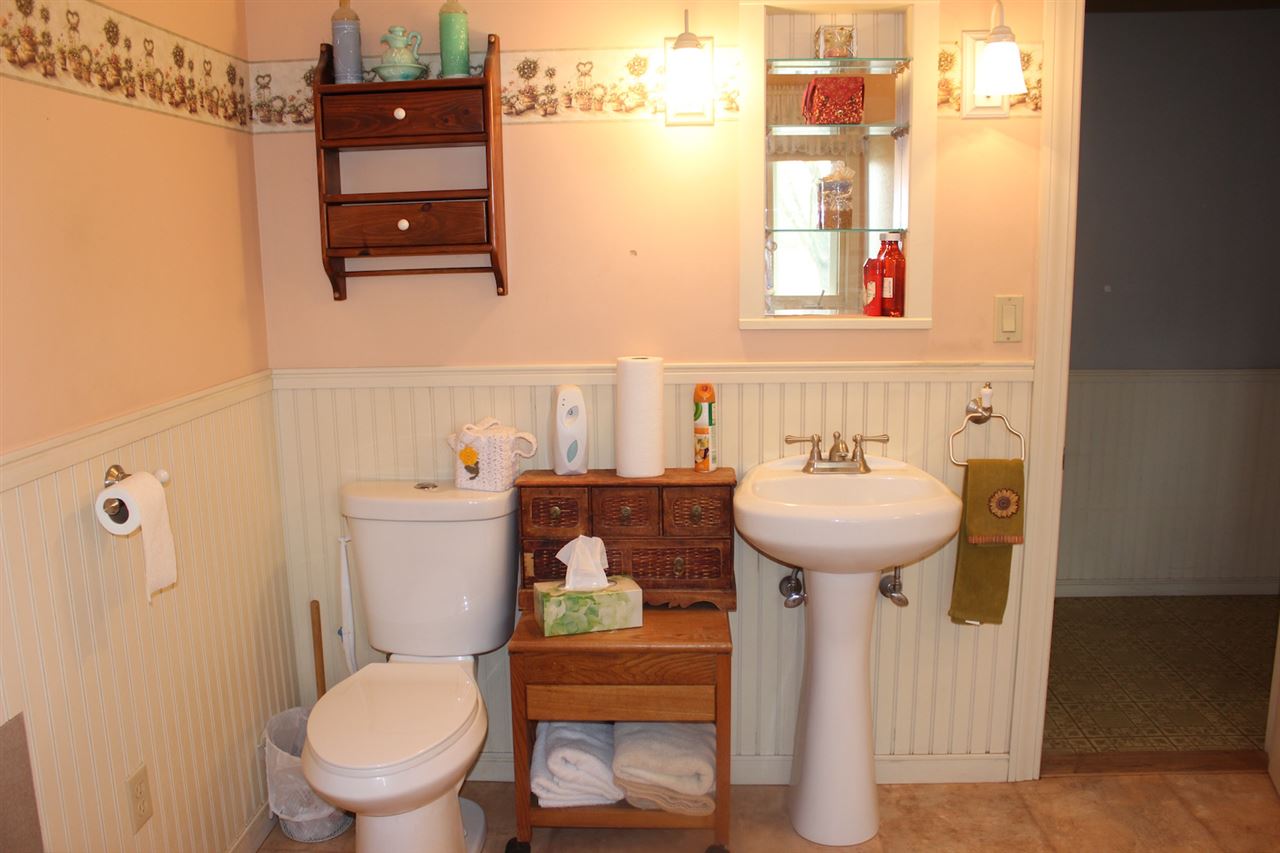 30 Perkins Road Londonderry, NH 03053 - Photo 17 of 29
