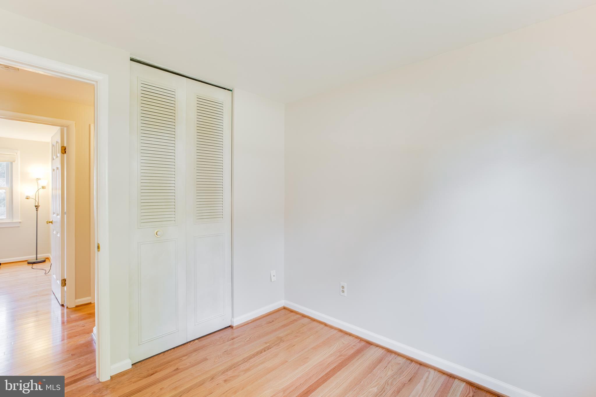 19064 Staleybridge Road Germantown, MD 20876 - Photo 21 of 37 Bedroom #3 (Hardwood Floor)