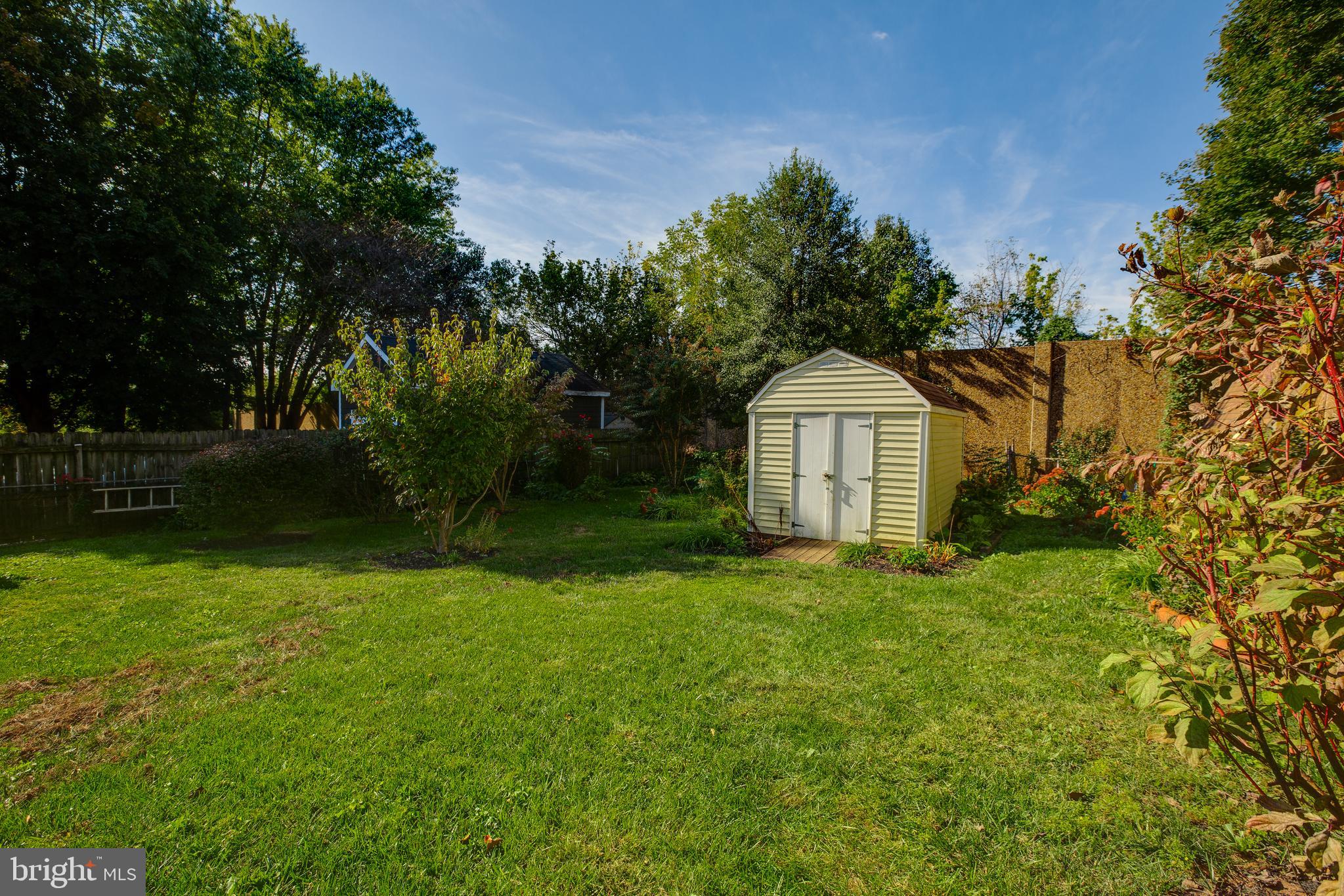 19064 Staleybridge Road Germantown, MD 20876 - Photo 33 of 37 Rear Yard