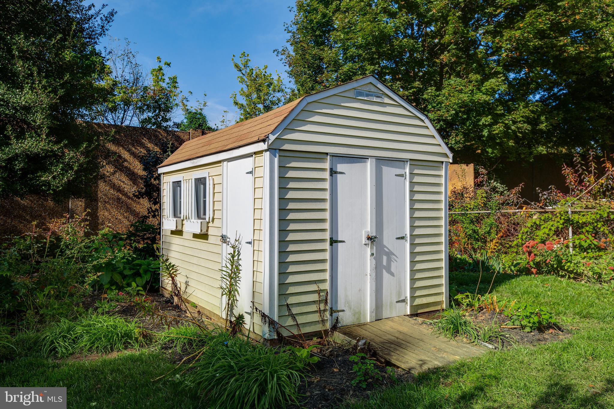 19064 Staleybridge Road Germantown, MD 20876 - Photo 35 of 37 Shed (Side door or made ready ramp for tractor)