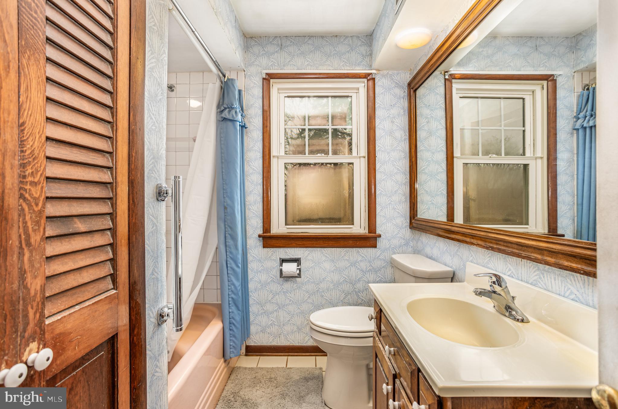 19 Lee Street Hanover, PA 17331 - Photo 9 of 28