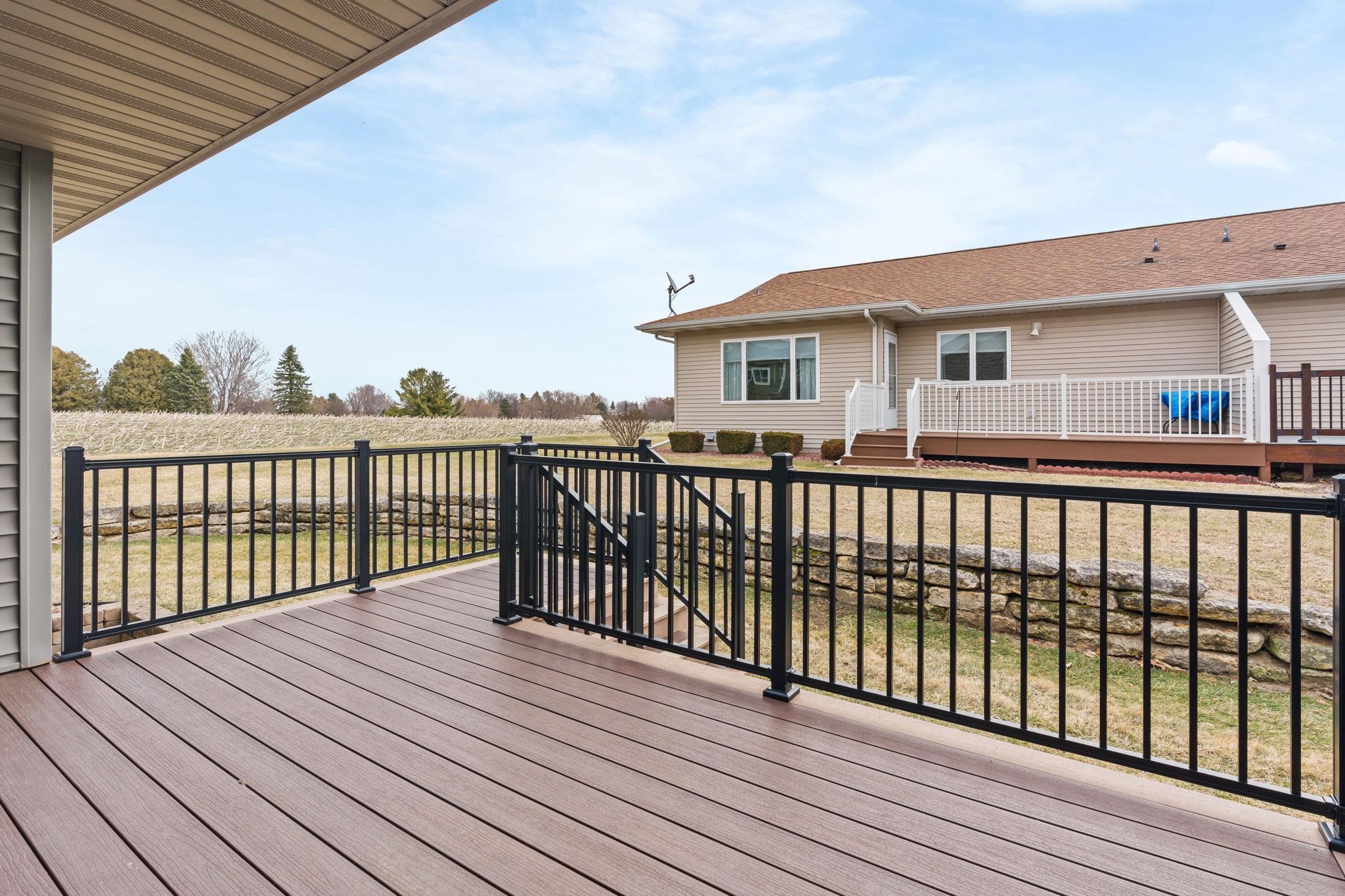 126 Jennifer Circle Mount Horeb, WI 53572 - Photo 13 of 28