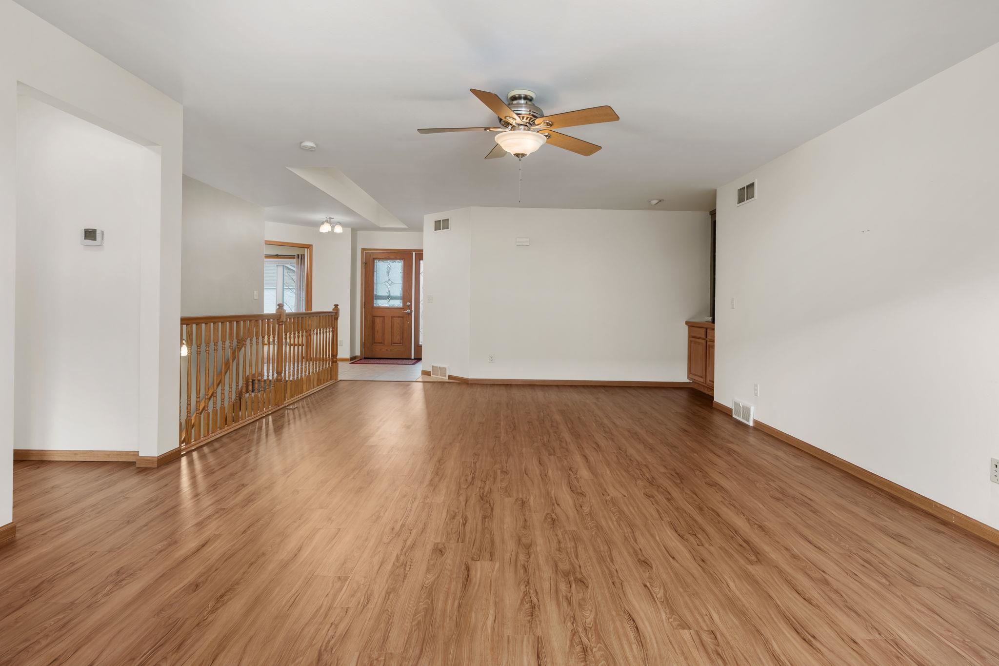 126 Jennifer Circle Mount Horeb, WI 53572 - Photo 7 of 28