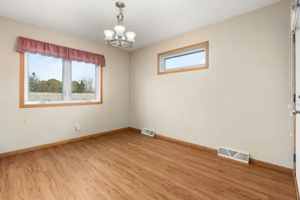 $365,000 | 126 Jennifer Circle, Mount Horeb, WI 53572