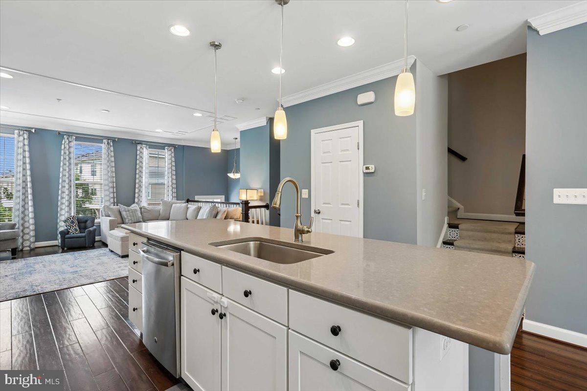 3710 Doc Berlin Drive Silver Spring, MD 20906 - Photo 11 of 54