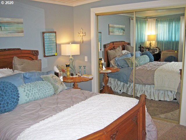 501 Northeast Bridgeton Road, Unit 5 Portland, OR 97211 - Photo 17 of 32 Gallery Image 17