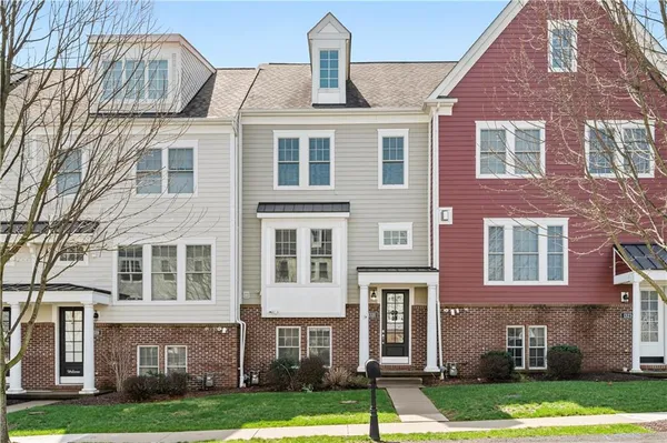 $295,000 | 1321 Village Lane, Bridgeville, PA 15017