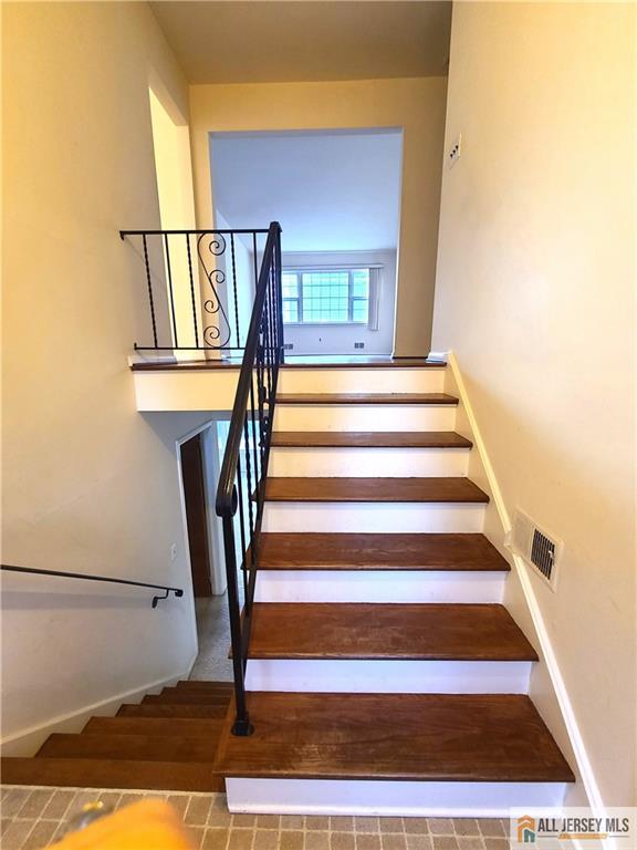 8 Windy Hill Road Metuchen, NJ 08840 - Photo 27 of 51