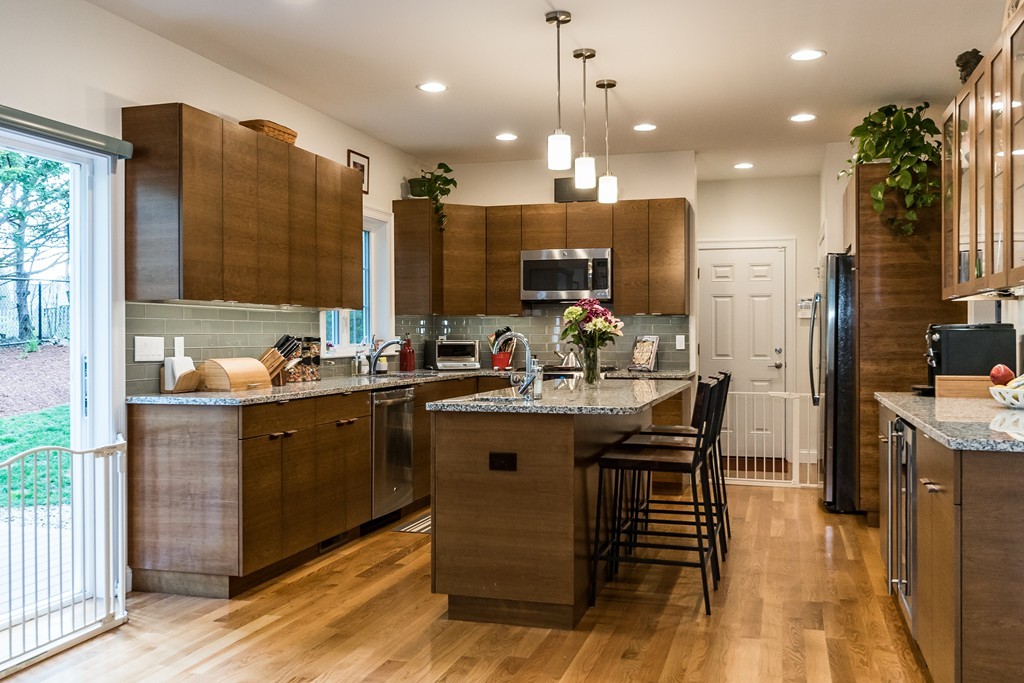 24 Cypress Road Arlington, MA 02474 - Photo 8 of 30 Gallery Image 8
