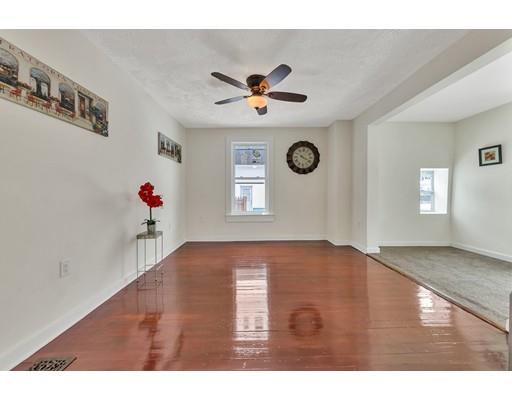 47 Jasper Street Springfield, MA 01109 - Photo 3 of 29 a view of an entryway