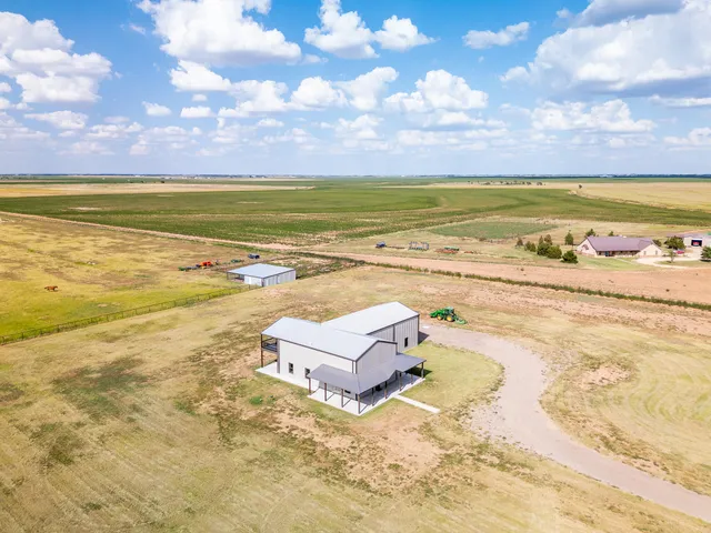 $732,000 | 592 Co Road, Tahoka, TX 79373