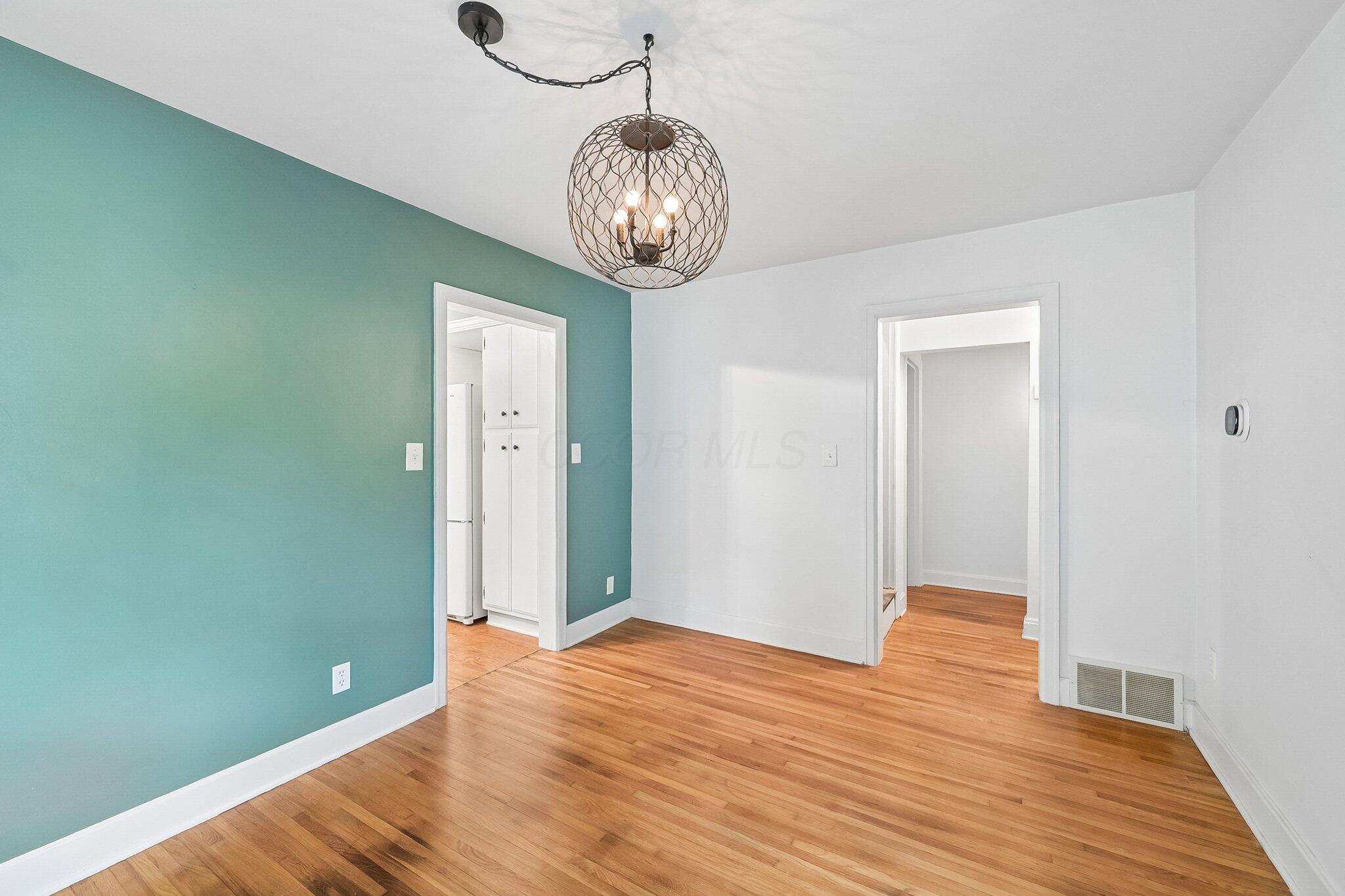 175 West Weisheimer Road Columbus, OH 43214 - Photo 19 of 59