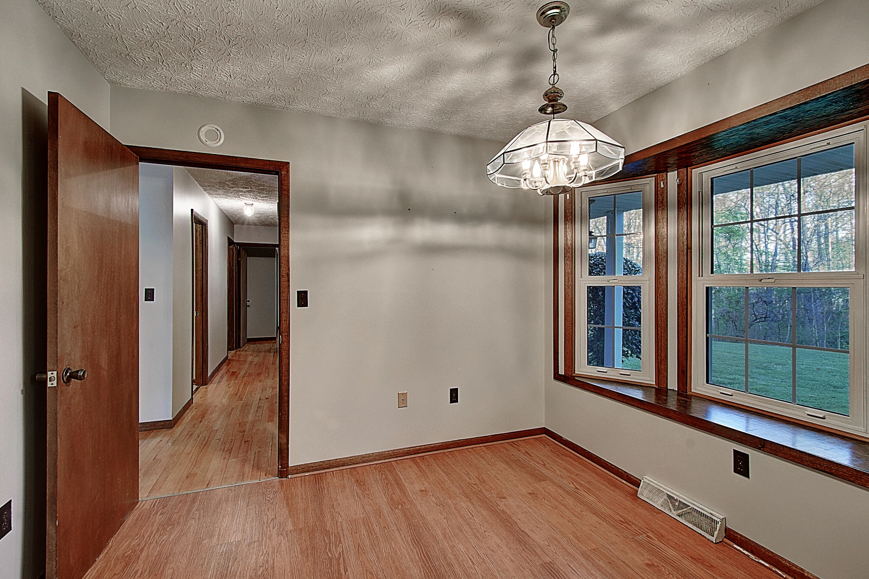 641 Bowmantown Road Telford, TN 37690 - Photo 13 of 56 DSC_0127And8more