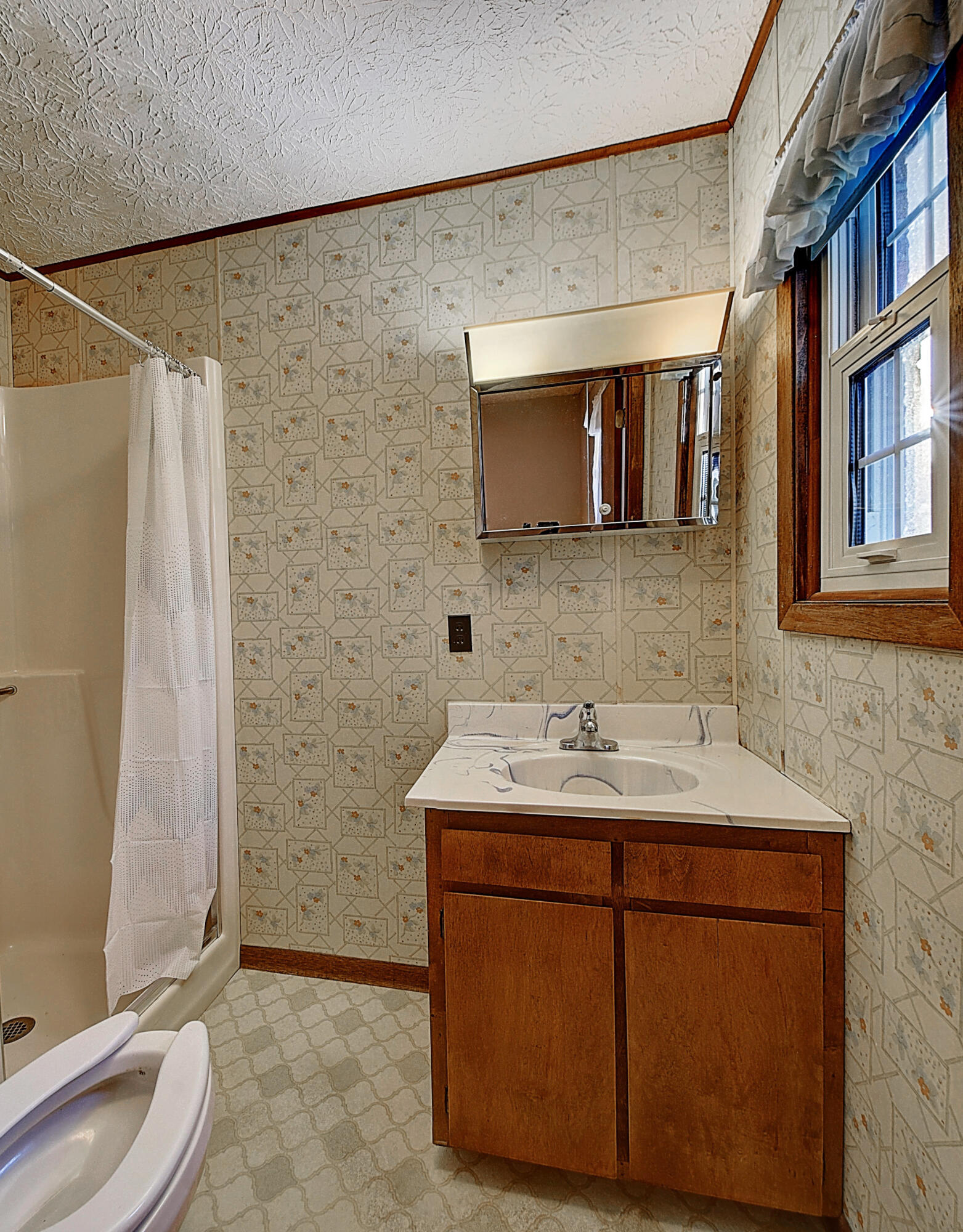 641 Bowmantown Road Telford, TN 37690 - Photo 17 of 56 DSC_0208And8more_stitch