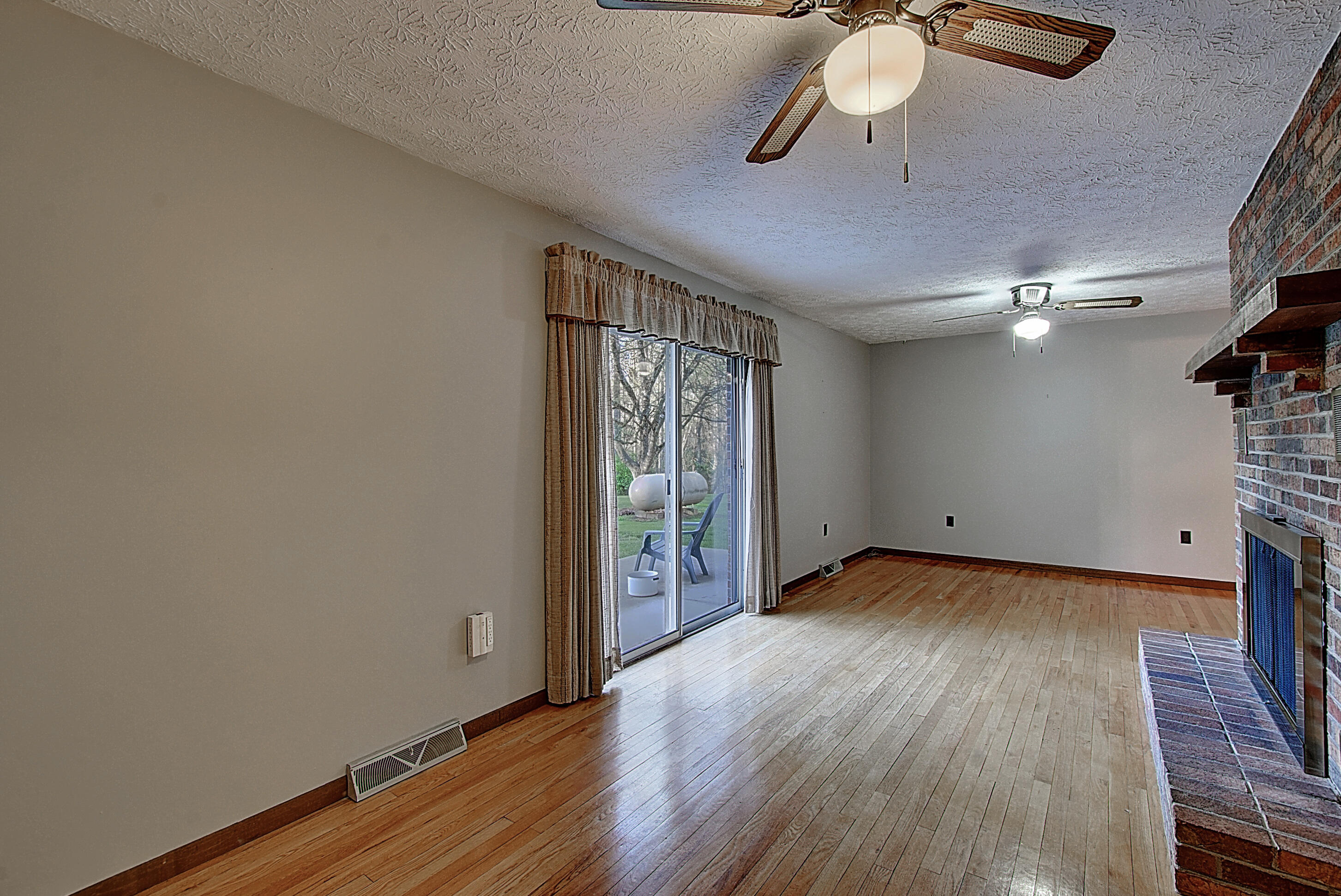 641 Bowmantown Road Telford, TN 37690 - Photo 9 of 56 DSC_0055And8more