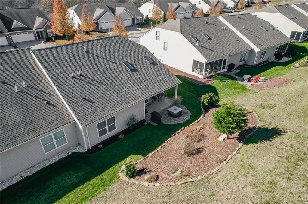 424 Chestnut Lane Apollo, PA 15613 - Photo 31 of 33 an aerial view of a house