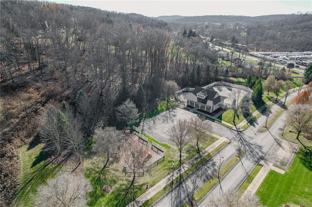 424 Chestnut Lane Apollo, PA 15613 - Photo 33 of 33 a view of a outdoor space