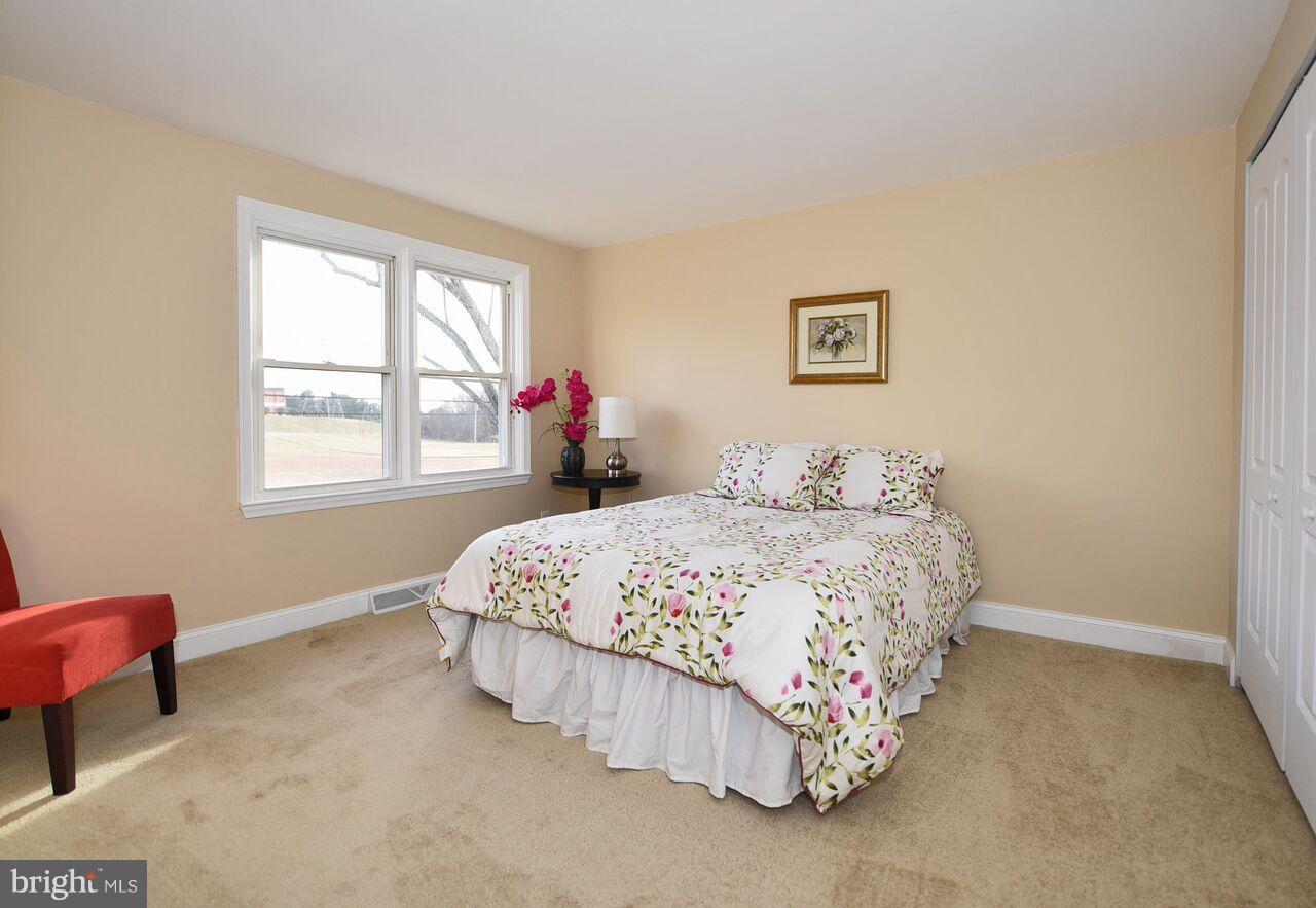5515 Whitby Road Baltimore, MD 21206 - Photo 17 of 30 Bedroom