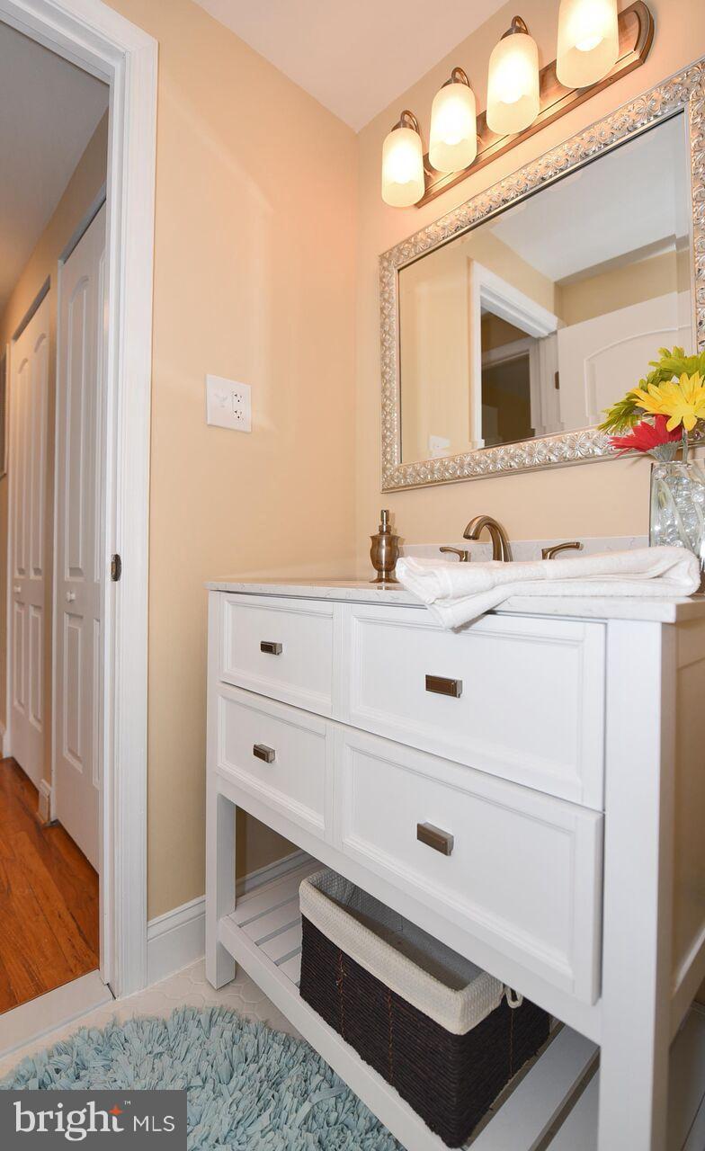 5515 Whitby Road Baltimore, MD 21206 - Photo 22 of 30 Bath