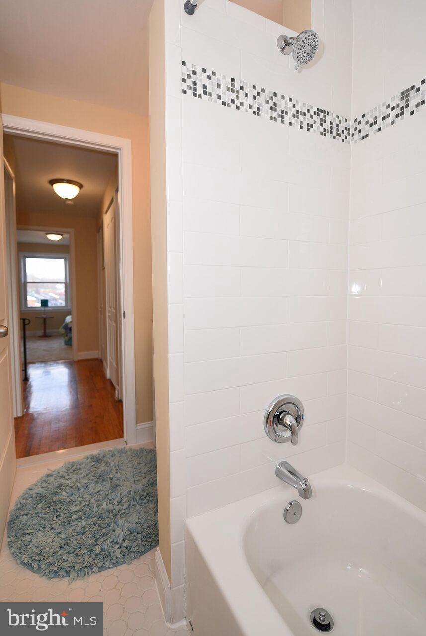 5515 Whitby Road Baltimore, MD 21206 - Photo 23 of 30 Bath