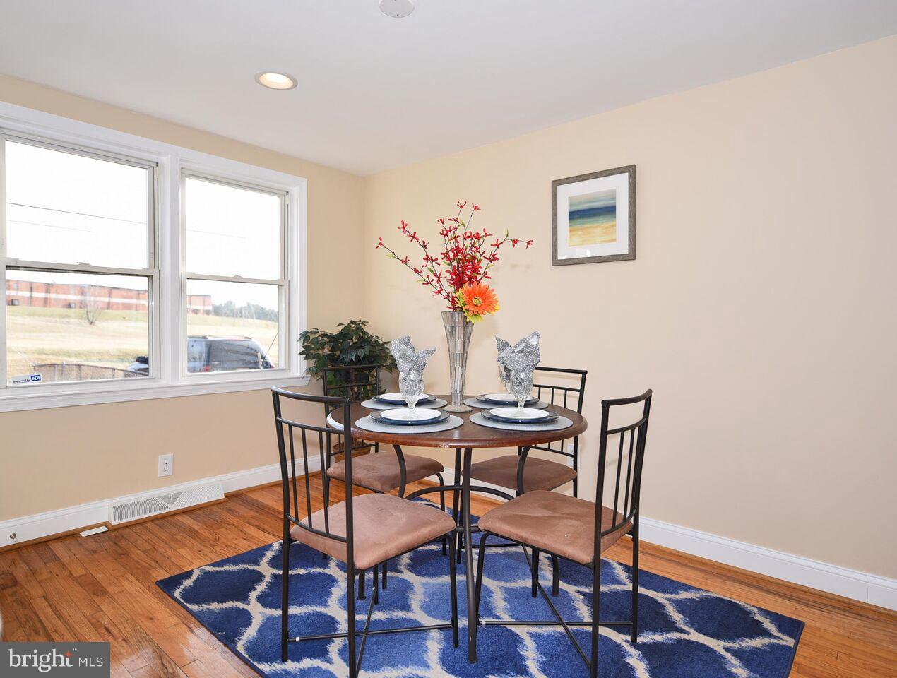 5515 Whitby Road Baltimore, MD 21206 - Photo 6 of 30 Dining Room