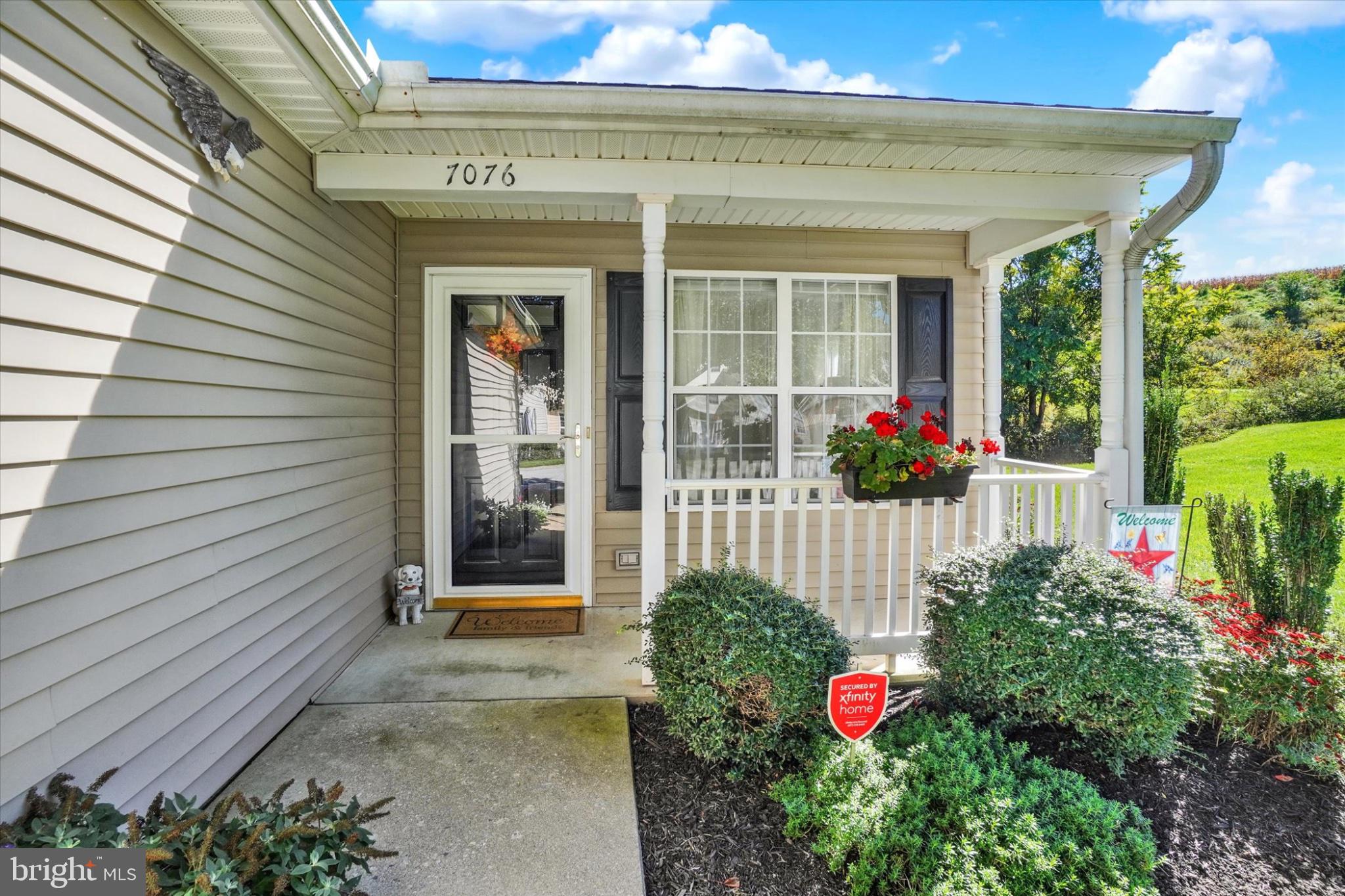 7076 Seneca Ridge Drive York, PA 17403 - Photo 2 of 28 Gallery Image 2